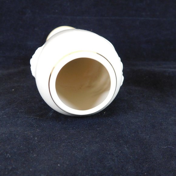 Lenox Rosebud Collection 5.875" tall Bud Vase Sculpted Porcelain Gold Trim Foot - Picture 7 of 8